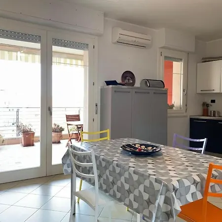 Uno Scorcio Di Mare Alghero